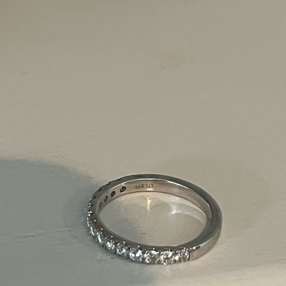 Elegant 14k white gold real Lab Diamond Ring
